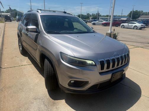 Billet Silver Metallic Clearcoat 2019 Jeep Cherokee Latitude Plus