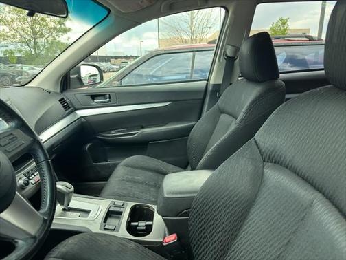 2010 Subaru Outback 2.5 i Premium