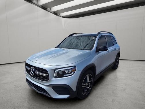 Iridium Silver Metallic 2022 Mercedes-Benz GLB 250 4MATIC