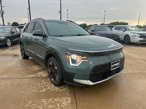 Cityscape Green 2023 Kia Niro EV Wind