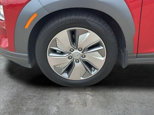 Pulse Red 2021 Hyundai KONA EV Limited