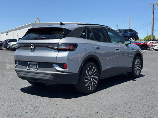 silver mist metallic 2025 Volkswagen ID.4 AWD Pro