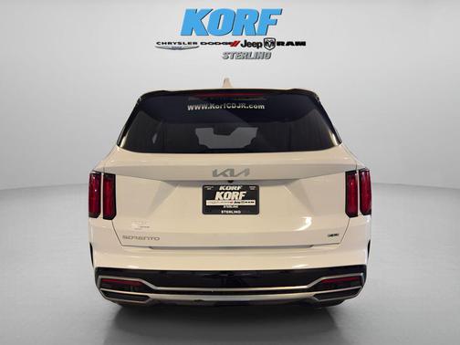 Glacial White Pearl 2023 Kia Sorento SX
