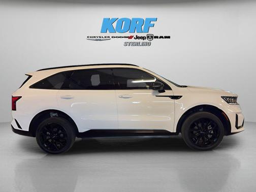 Glacial White Pearl 2023 Kia Sorento SX