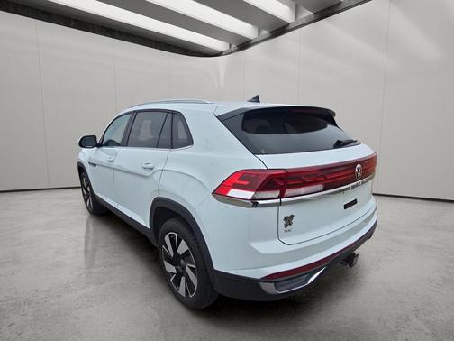 2024 Volkswagen Atlas Cross Sport 2.0T SE w/Technology 4MOTION