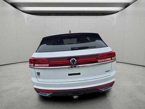 2024 Volkswagen Atlas Cross Sport 2.0T SE w/Technology 4MOTION