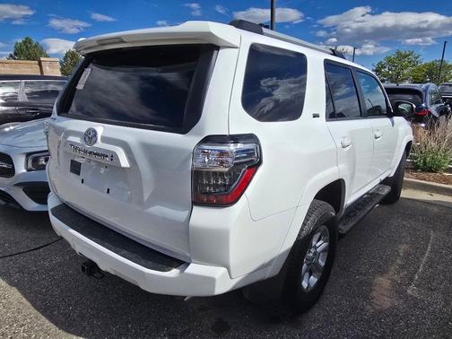 Ice Cap 2023 Toyota 4Runner SR5