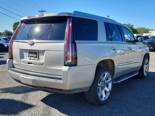 2015 Cadillac Escalade Luxury