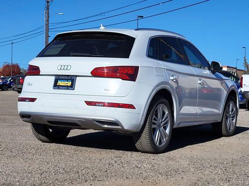 2020 Audi Q5 45 Premium Plus
