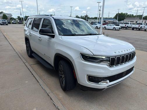 Bright White Clearcoat 2024 Jeep Wagoneer Series II 4x2