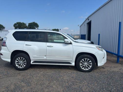 Starfire Pearl 2016 Lexus GX 460 Base