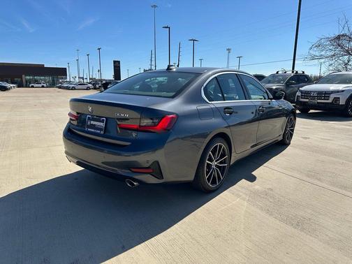 2020 BMW 330 330i