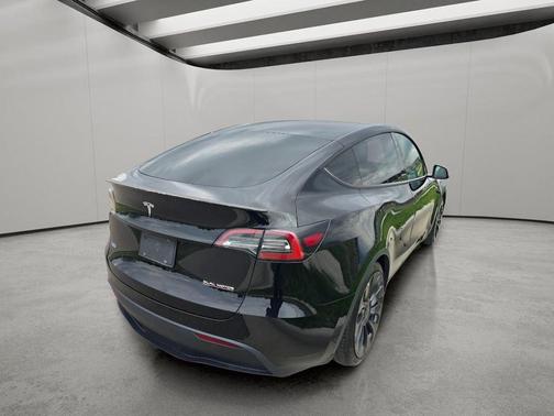 Solid Black 2022 Tesla Model Y Performance Dual Motor All-Wheel Drive