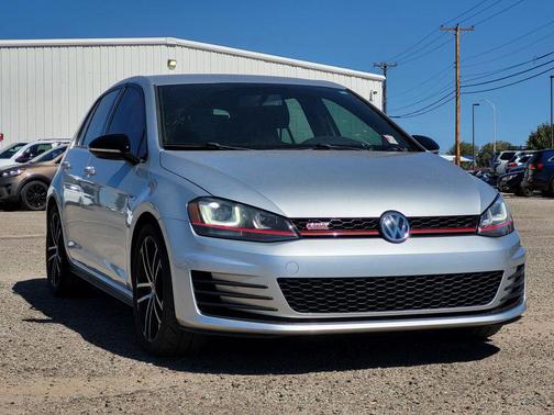 2017 Volkswagen Golf GTI 2.0T S 4-Door