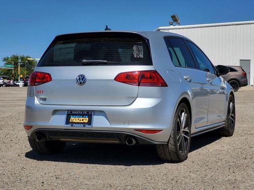 2017 Volkswagen Golf GTI 2.0T S 4-Door