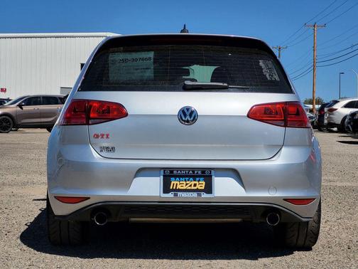 2017 Volkswagen Golf GTI 2.0T S 4-Door