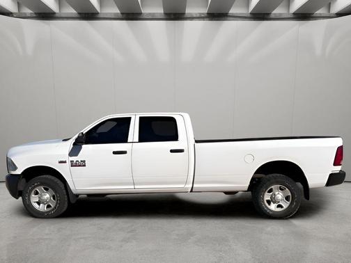 2018 RAM 2500 Tradesman Crew Cab 4x4 8' Box