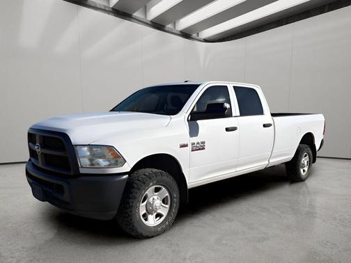2018 RAM 2500 Tradesman Crew Cab 4x4 8' Box