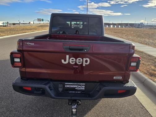 2021 Jeep Gladiator Overland