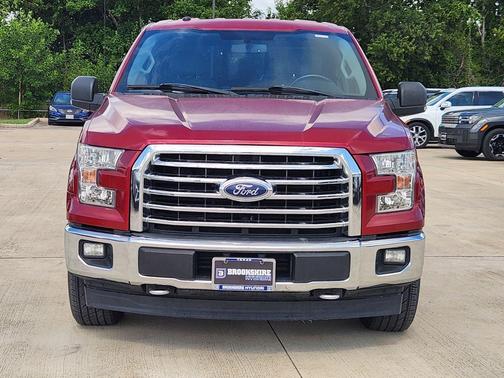 RUBY RED METALLIC TINTED CC 2017 Ford F-150 XLT