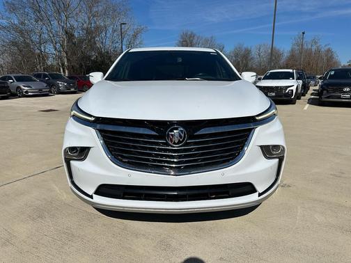 2024 Buick Enclave Essence FWD