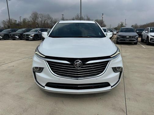 2024 Buick Enclave Essence FWD