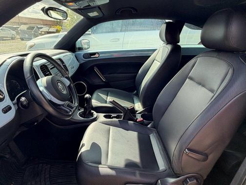 Denim Blue 2012 Volkswagen Beetle 2.5L