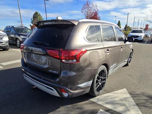 2019 Mitsubishi Outlander PHEV GT