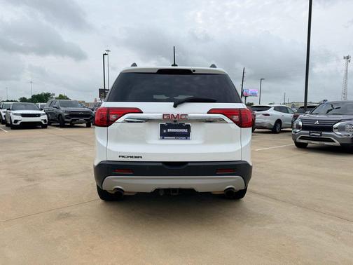 Summit White 2017 GMC Acadia SLT-1