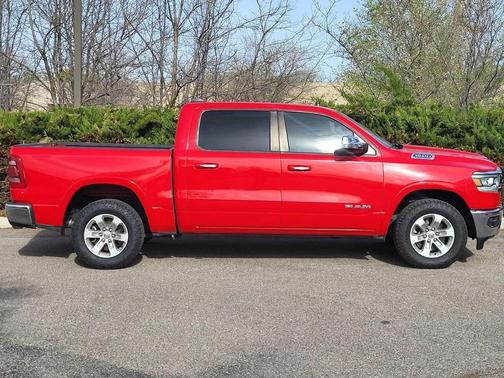 Flame Red Clearcoat 2022 RAM 1500 Laramie