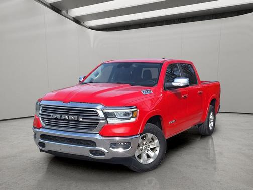 Flame Red Clearcoat 2022 RAM 1500 Laramie