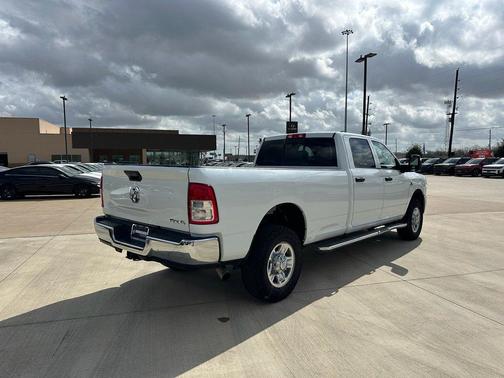 2024 RAM 2500 Tradesman Crew Cab 4x4 8' Box