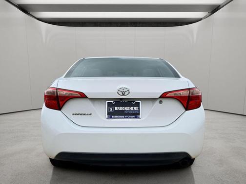 Super White 2019 Toyota Corolla L