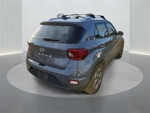 2021 Hyundai VENUE SEL