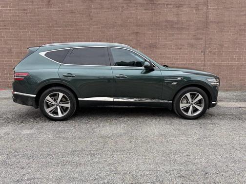 Cardiff Green 2023 Genesis GV80 3.5T