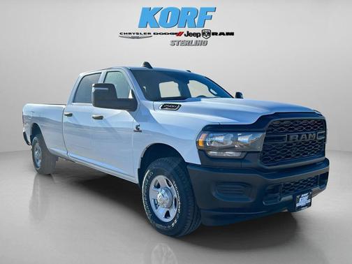 Bright White Clearcoat 2024 RAM 2500 Tradesman Crew Cab 4x2 8' Box