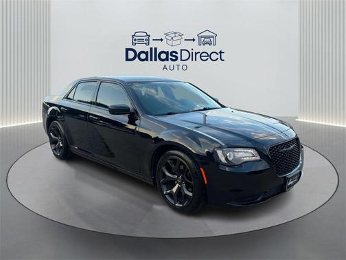 2020 Chrysler 300 Touring