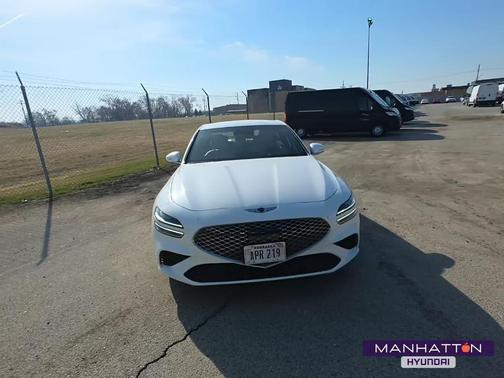Uyuni White 2025 Genesis G70 2.5T RWD