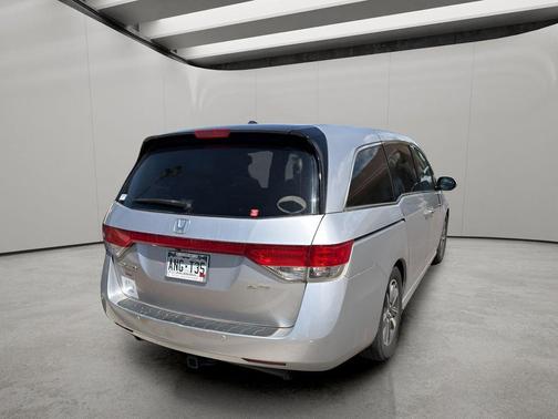 Alabaster Silver Metallic 2015 Honda Odyssey Touring Elite