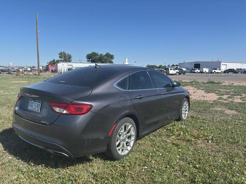 Granite Crystal Metallic Clearcoat 2015 Chrysler 200 C