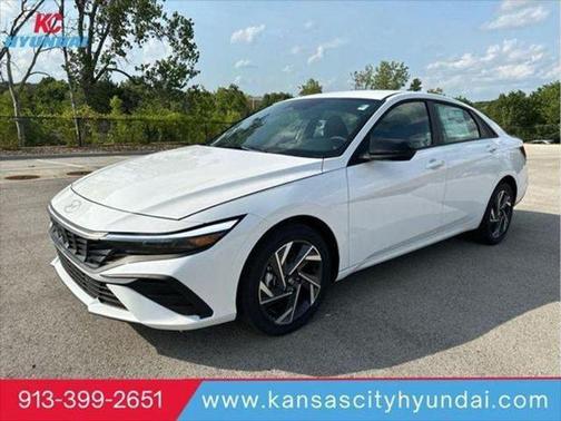 Serenity White 2025 Hyundai ELANTRA HEV SEL Sport