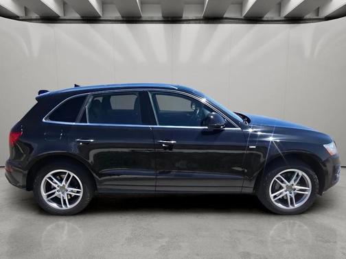 Black 2016 Audi Q5 3.0T Premium Plus
