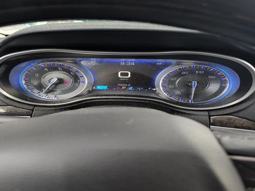 2016 Chrysler 300C Base
