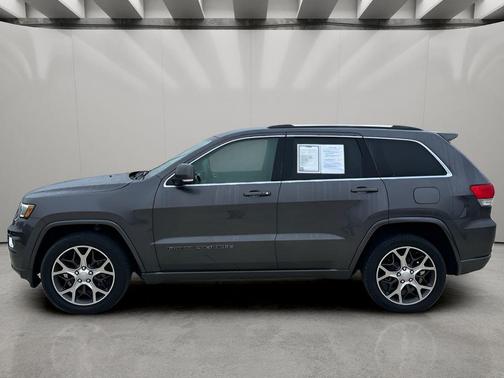 2018 Jeep Grand Cherokee Sterling Edition