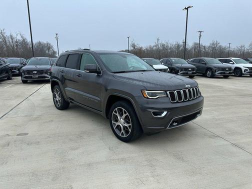 2018 Jeep Grand Cherokee Sterling Edition
