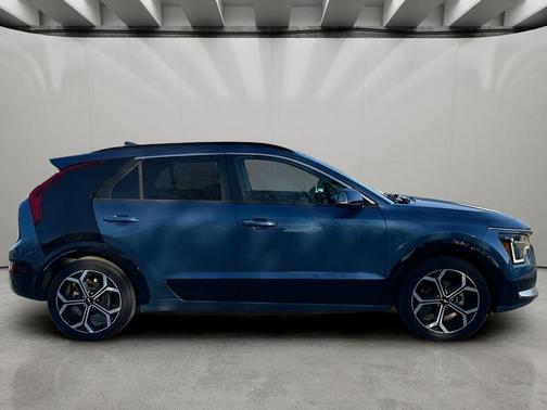 2023 Kia Niro Touring