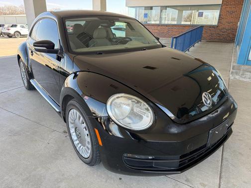 2016 Volkswagen Beetle 1.8T SE