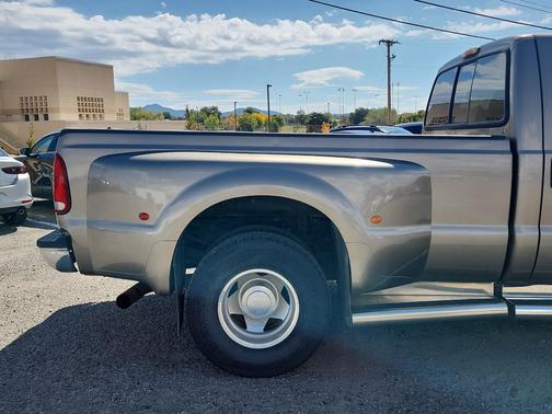 2004 Ford F-350 XLT