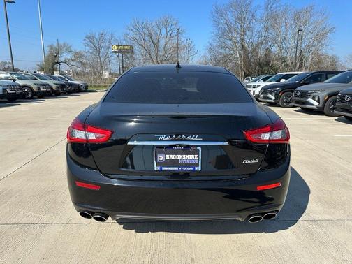 2014 Maserati Ghibli Base
