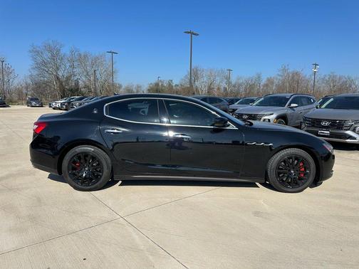 2014 Maserati Ghibli Base